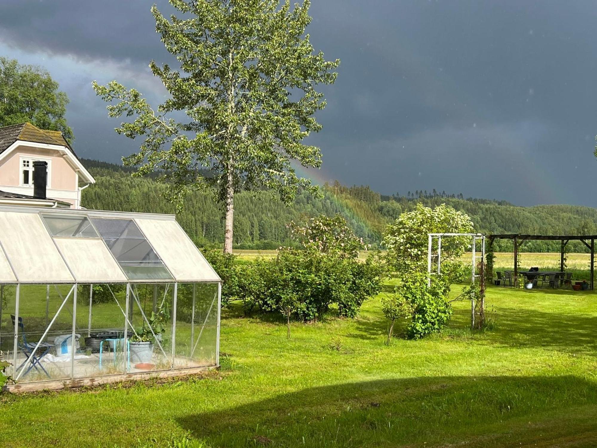 Rosa Huset Osebol Apartamento Stöllet Exterior foto