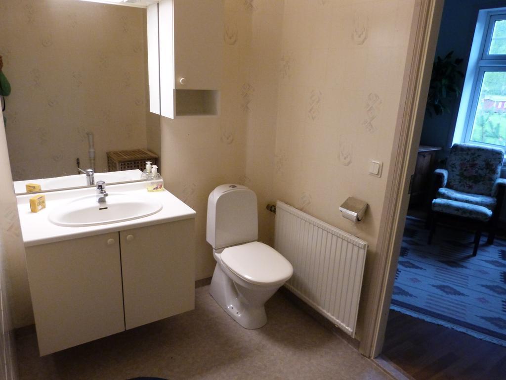 Rosa Huset Osebol Apartamento Stöllet Quarto foto